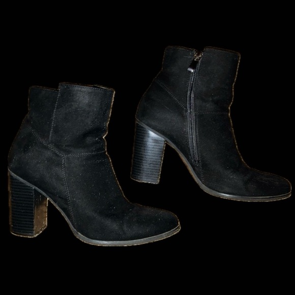 black Wet Seal high heeled boots - Picture 1 of 6